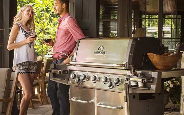 Broil King Regal™ mobile hero